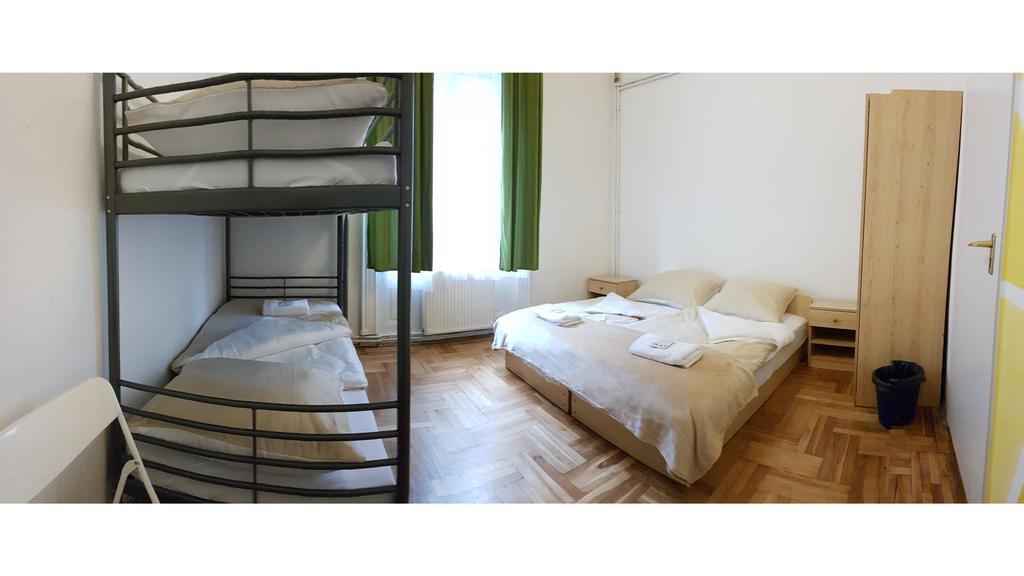 Westend Minihotel Budapest Esterno foto