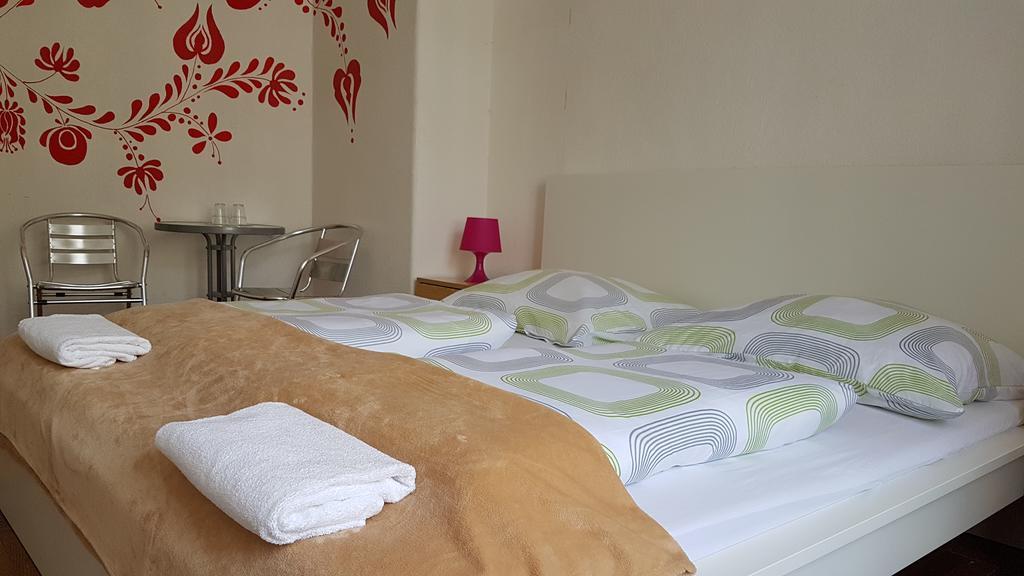 Westend Minihotel Budapest Esterno foto