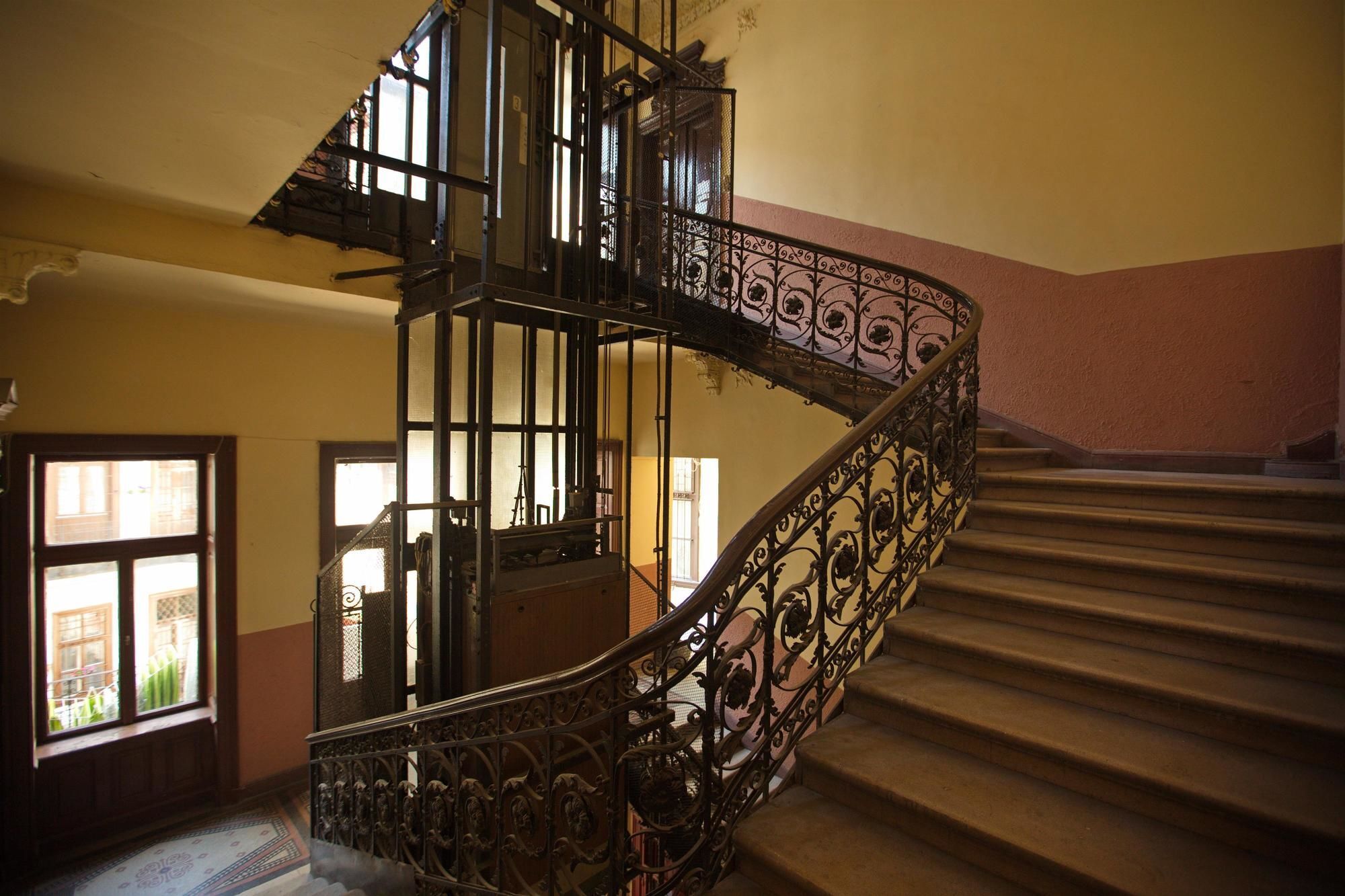 Westend Minihotel Budapest Esterno foto