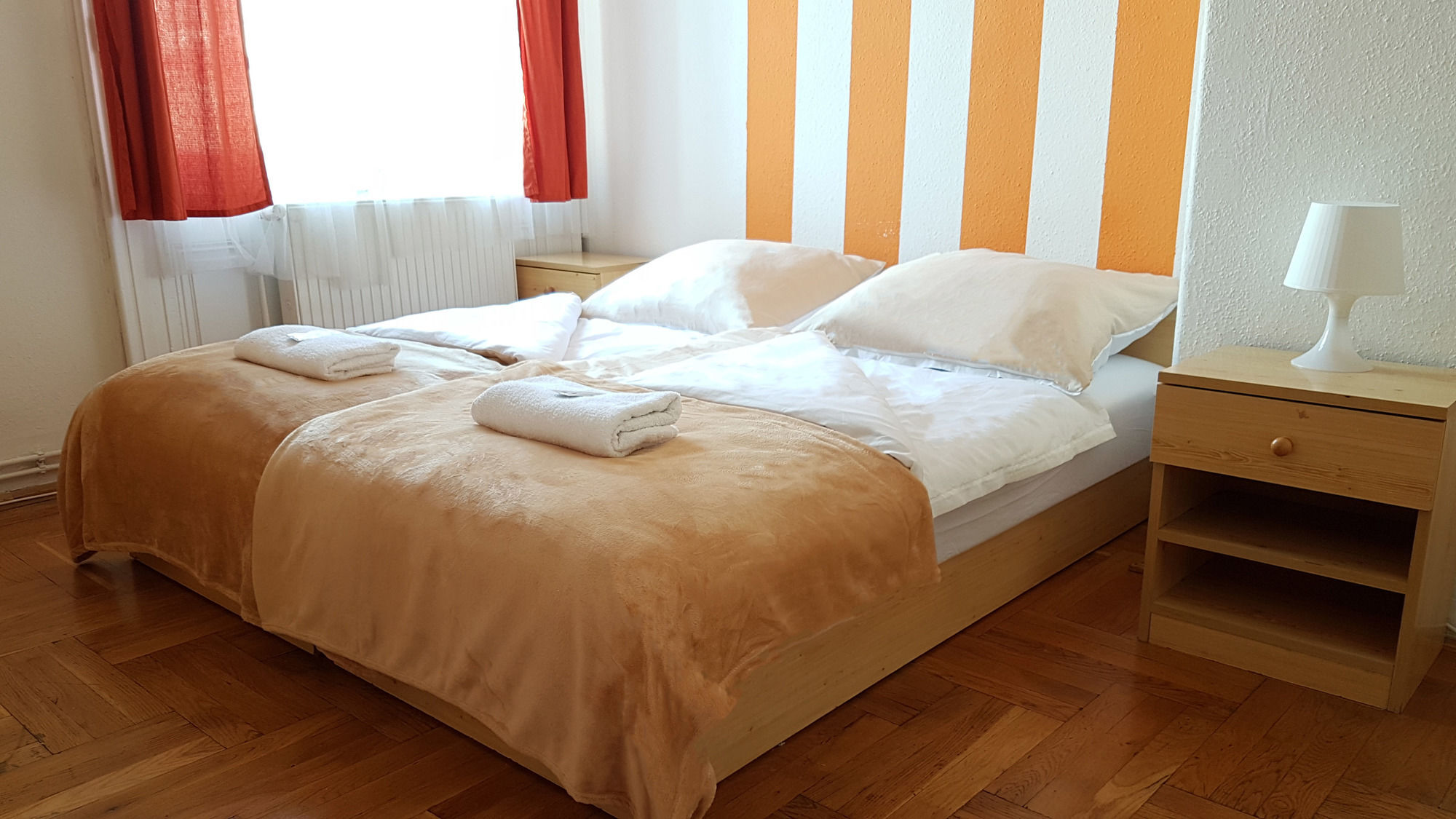 Westend Minihotel Budapest Esterno foto